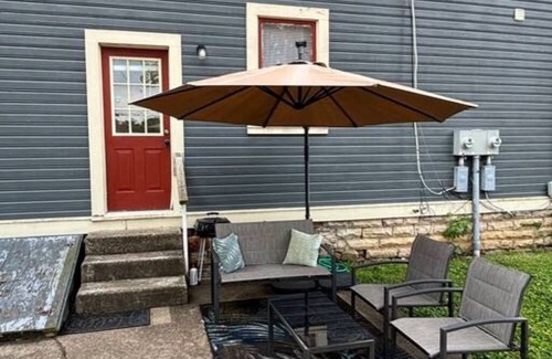 Chillicothe House | Eighty Three-Historic Downtown