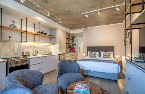 Three Anchor Bay Apartment | EIGHTY2 ON M - Fluent Serviced Apartments