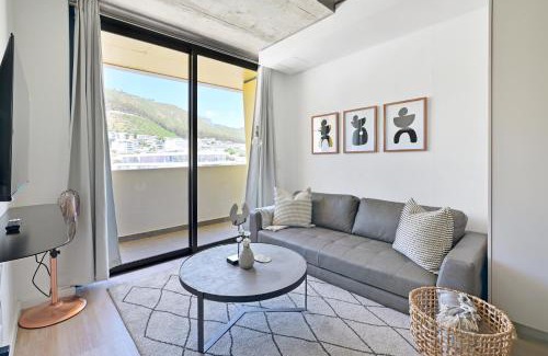 Three Anchor Bay Apartment | EIGHTY2 ON M - Fluent Serviced Apartments