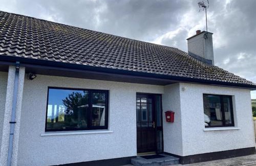 Coleraine House | Eileen's Cottage