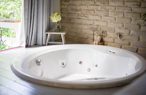 Ramot House | Eili Suites