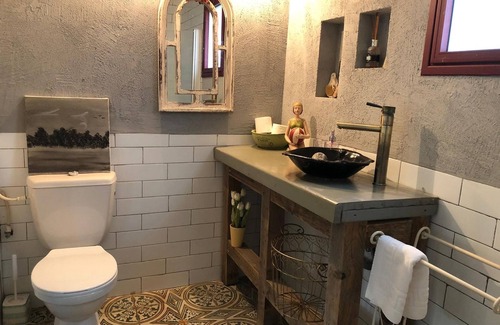 Ramot House | Eili Suites