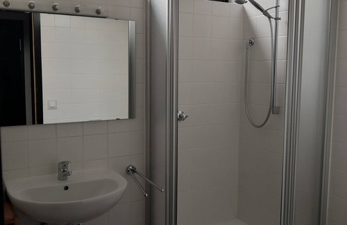Bretzenheim House | ein Gemütliches Apartment in Villa -uni Mainz