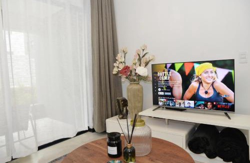 Greater Johannesburg Metropolitan Area Apartment | Eirini Elegant Hestia Apartment
