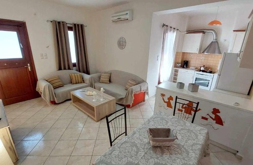 Vathy Apartment | Ekati Apartment