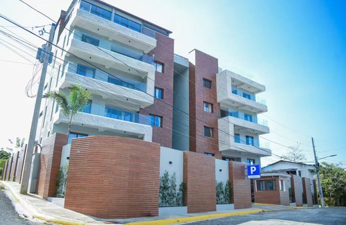Jarabacoa Apartment | Eke Hotel. Studio 301. [ Eterna Primavera]