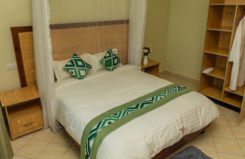 Mbarara Hotel | Ekhaya Crescent Hotel
