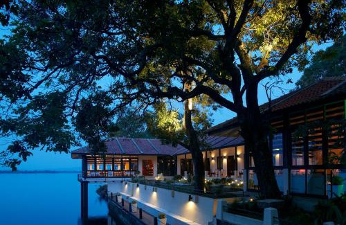 Polonnaruwa Resort | EKHO Lake House