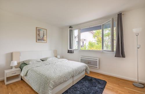 Sceaux Apartment | Elégant T3 avec terrasse privée