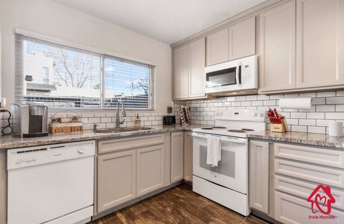 Northeast Heights House | EL Altos and The Plaza - 2 Homes 1 Property