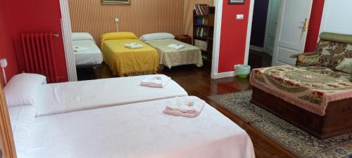 Sarria Bed & Breakfast | EL BORDON DE LA CASA BATALLON