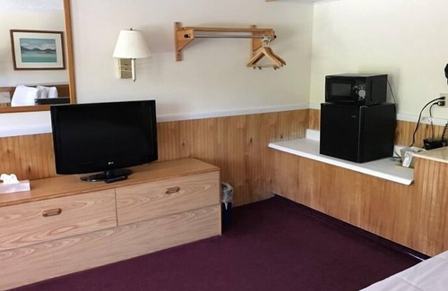 Cherokee Hotel | El Camino Motel