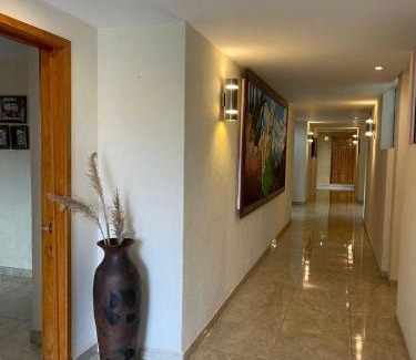 Santa Fe de la Laguna Hotel | El Campirano Restaurante & Hotel