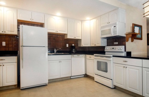 Colonia Andres Condo | El Cantil 6CN Luxurious 6th floor Oceanfront Condo
