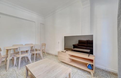 Logrono City Centre Apartment | El Capricho by Clabao