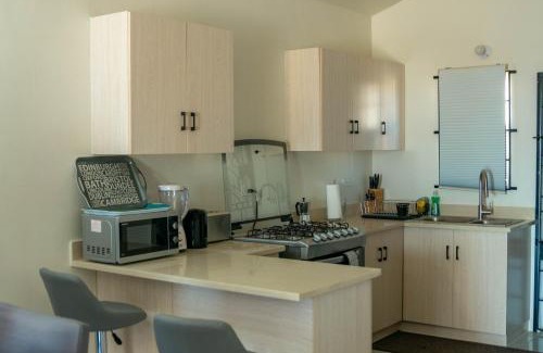 Discovery Bay House | El Casa Azul