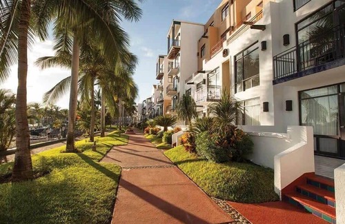 Lomas de Mazatlan Condo | El Cid Marina Beach Hotel | Studio Suite