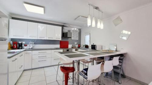 Llanca Apartment | El Colomer – La Bateria