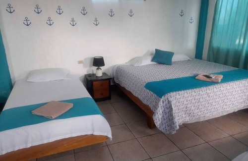 Bahia de la Academia Hotel | El Descanso del Petrel