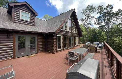 Brevard House | El Escorpio North