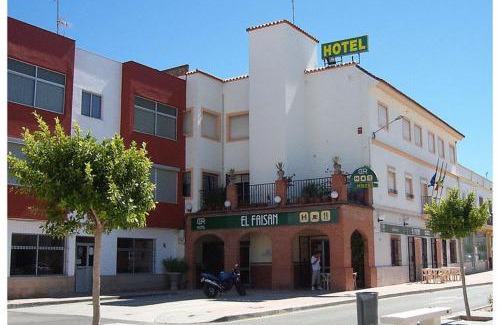 Jedula Hotel | El Faisan C&R Hotel