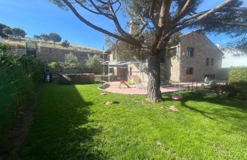 La Colilla House | El jardín de las piedras