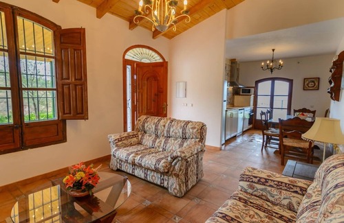 Trapiche Villa | El Mirador de Isabel Vélez-Málaga by Ruralidays