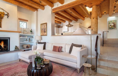Tesuque House | El Mirador Serrano | Luxury Villa w/Mountain Views