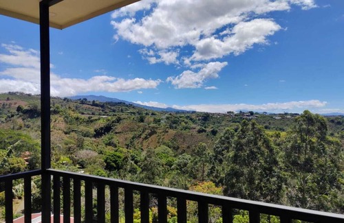Turrucares Apartment | El Paraíso Escondido