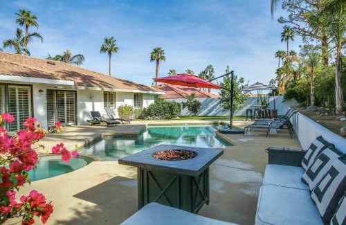 Palm Desert House | El Paseo Modern