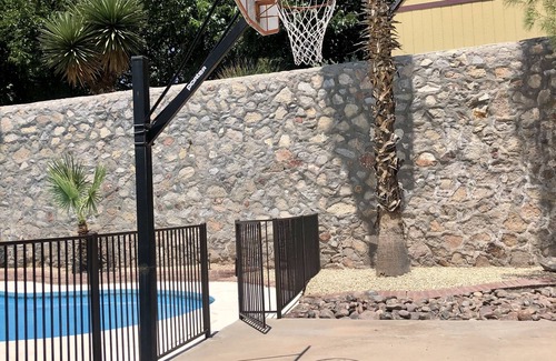 Bandolero - Tarascas Villa | El Paso Hacienda Westside Mountain View’s with Pool