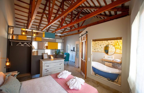 Consuegra House | El Patio de los Jazmines "Boutique-House"
