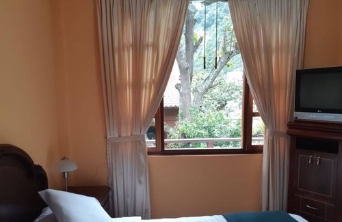 Banos de Agua Santa Hotel | El Pedron Hotel
