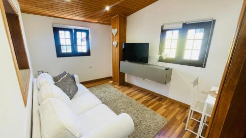 Chio Apartment | El Refugio B - Balcón