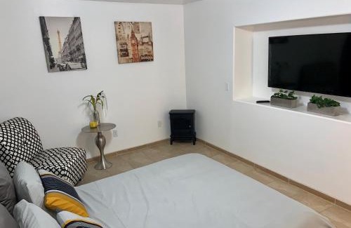 Tijuana Apartment | El Rincon Amarillo. Zona Dorada.