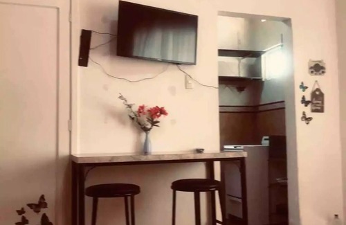 Coyoacan Apartment | El Rinconcito estudio baño-cocina privados, Coyoacán Country Club, zona segura.