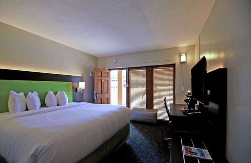 Downtown Santa Fe Hotel | El Sendero Inn, an Ascend Collection Hotel