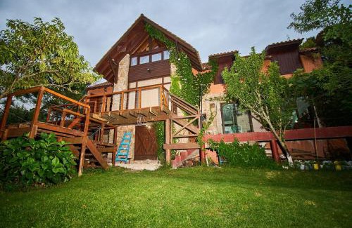 Sierra de los Padres Ski Chalet | El vergel de la Sierra