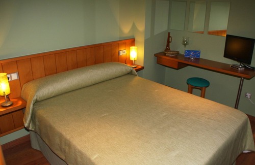 Campo de Criptana Apartment | EL YELMO DE MAMBRINO HOUSE - SOLANO (Maximum 2 adults + 2 children)