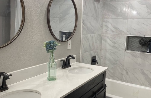 Baker House | Elati Place
