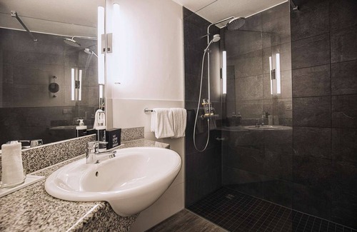 Oberursel Hotel | elaya hotel frankfurt oberursel