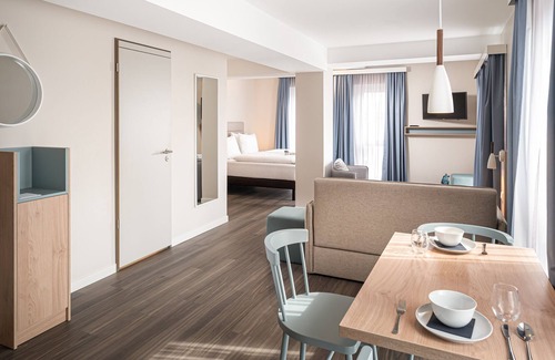 Oberhausen Apartment | elaya hotel oberhausen, ehem. Arthotel ANA Living Oberhausen