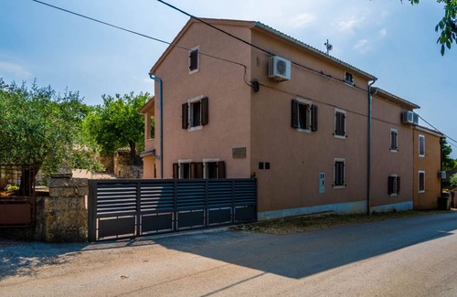 Rakalj House | Elda