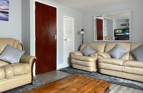 Bridgend House | Elder Cottage