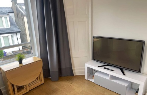 Glasgow Apartment | Elderpark Apartment 3