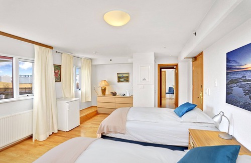 Innri-Njarthvik Hotel | Eldey Airport Hotel