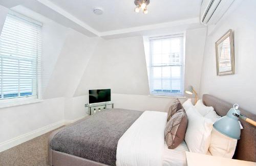 Temple House | Eldon Chambers Flat 1 by City Living London