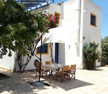 South Rhodes House | Electra Village House
