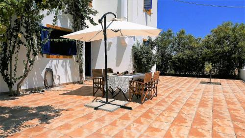 South Rhodes House | Electra Village House