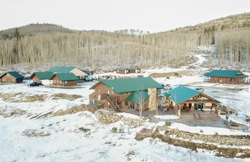 Paonia Cabin | Electric Mountain Lodge: Remodeled/Views/Restaurant/Bar/Events/Snowmobiles | 1